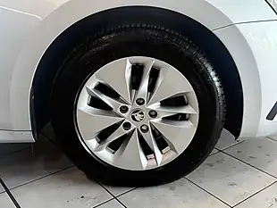 Used 2022 Skoda Octavia Se Technology Silver - Interior and Exterior details 18