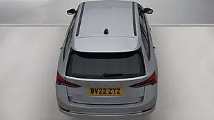 Used 2022 Skoda Octavia Se Technology Silver - Interior and Exterior details 11