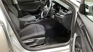 Used 2022 Skoda Octavia Se Technology Silver - Interior and Exterior details 14