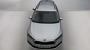 Used 2022 Skoda Octavia Se Technology Silver - Interior and Exterior details 3