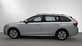 Used 2022 Skoda Octavia Se Technology Silver - Interior and Exterior details 6