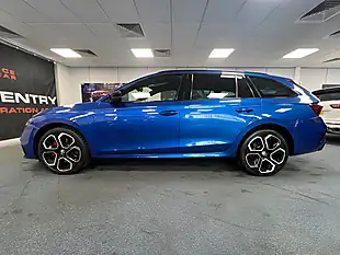Used 2022 Skoda Octavia VRS Race Blue Metallic - Interior and Exterior details 3