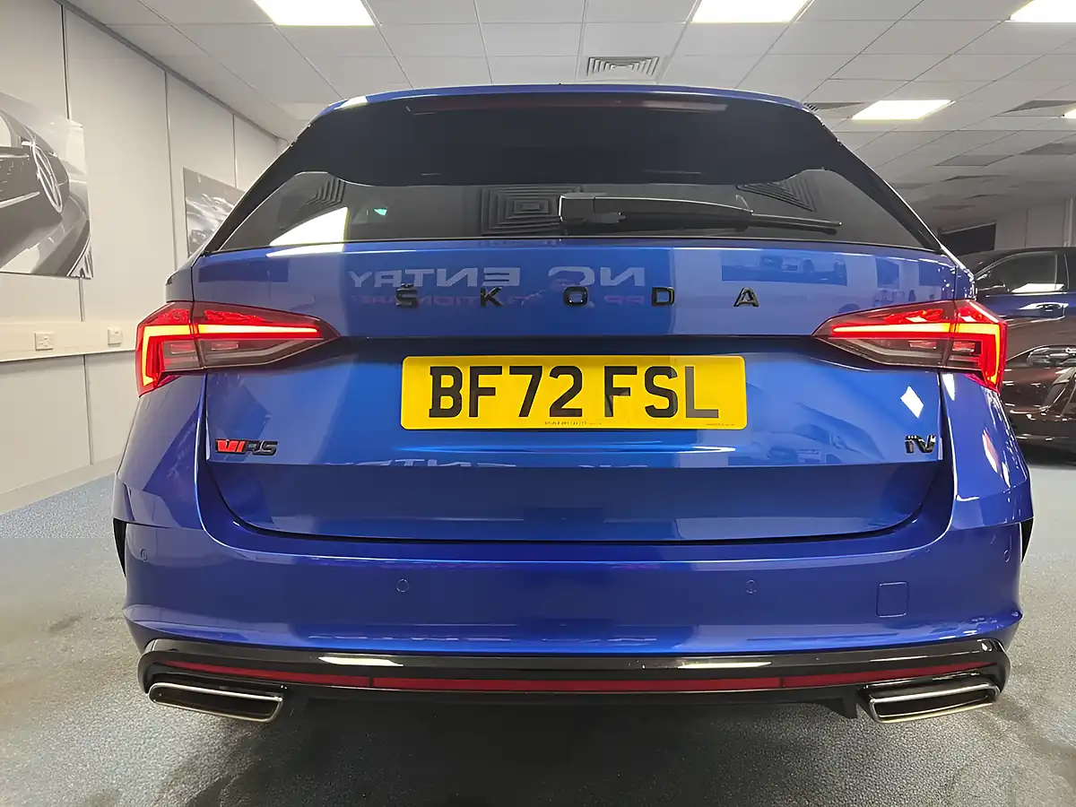 Used 2022 Skoda Octavia VRS Race Blue Metallic - Interior and Exterior details 8
