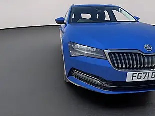 Used 2022 Skoda Superb Se Technology Blue - Interior and Exterior details 13