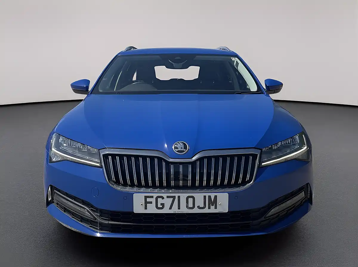 Used 2022 Skoda Superb Se Technology Blue - Interior and Exterior details 2