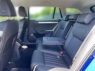 Used 2022 Skoda Superb Se Technology Blue - Interior and Exterior details 8