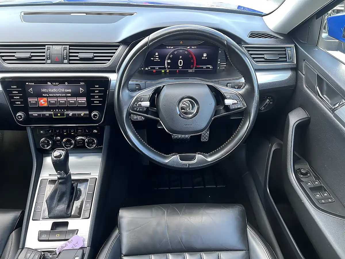 Used 2022 Skoda Superb Se Technology Energy Blue - Interior and Exterior details 10