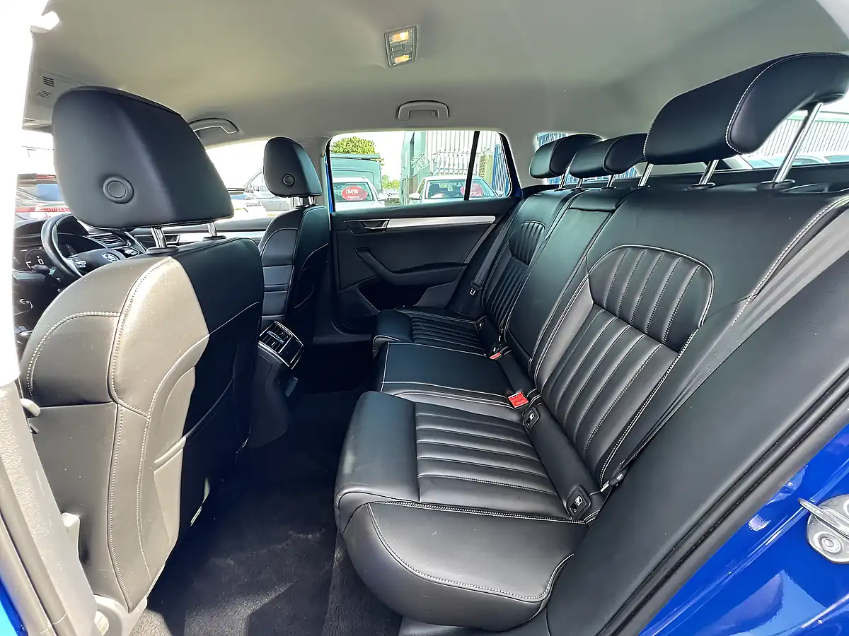 Used 2022 Skoda Superb Se Technology Energy Blue - Interior and Exterior details 15