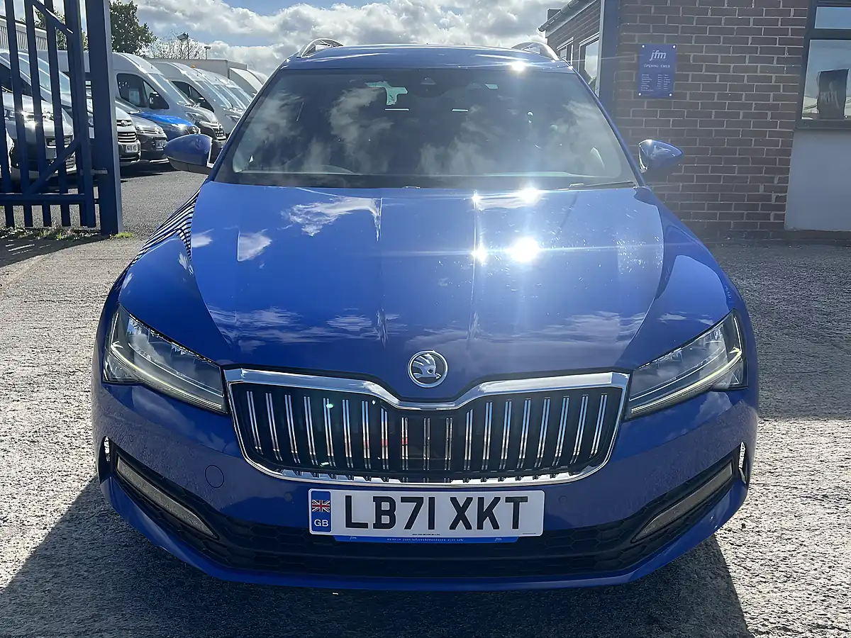 Used 2022 Skoda Superb Se Technology Energy Blue - Interior and Exterior details 20