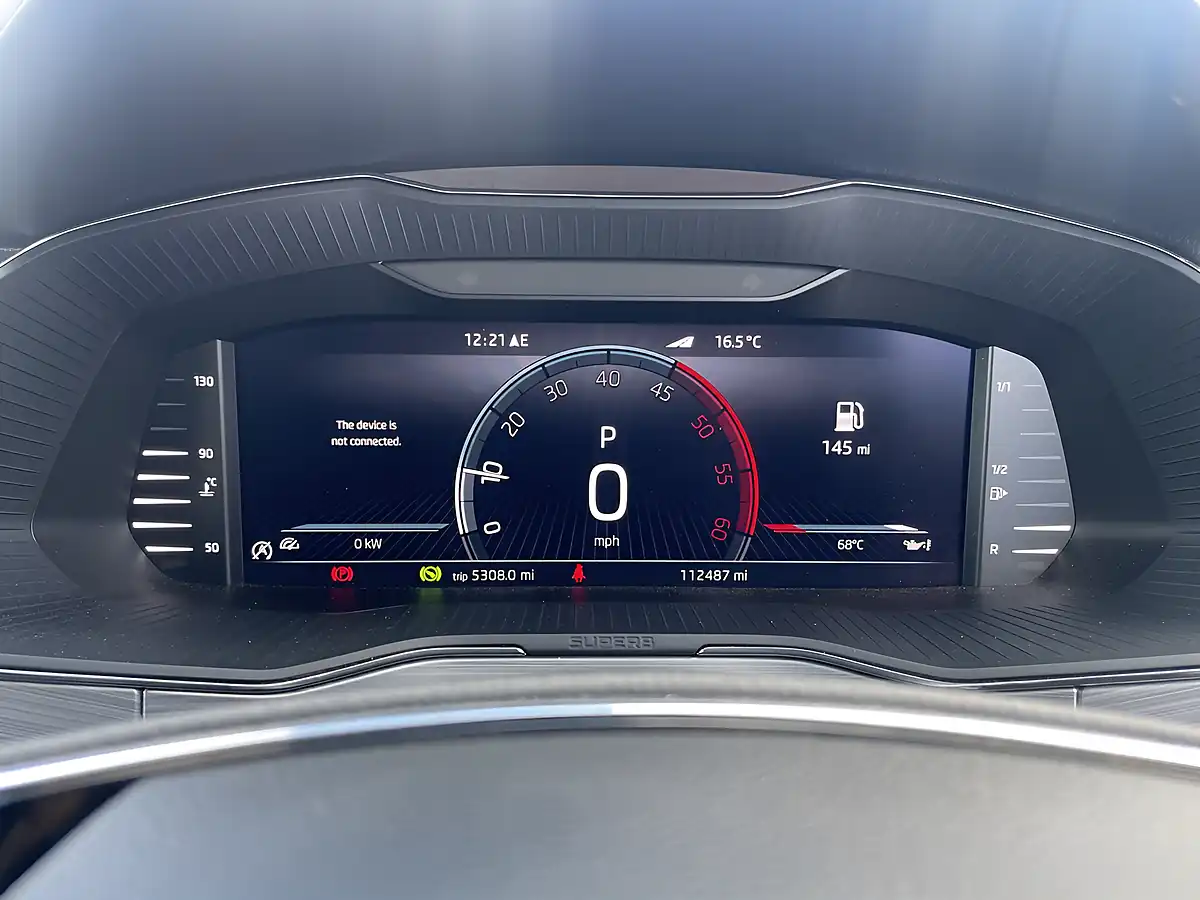 Used 2022 Skoda Superb Se Technology Petrol Blue Metallic - Interior and Exterior details 16
