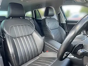 Used 2022 Skoda Superb Se Technology Petrol Blue Metallic - Interior and Exterior details 5