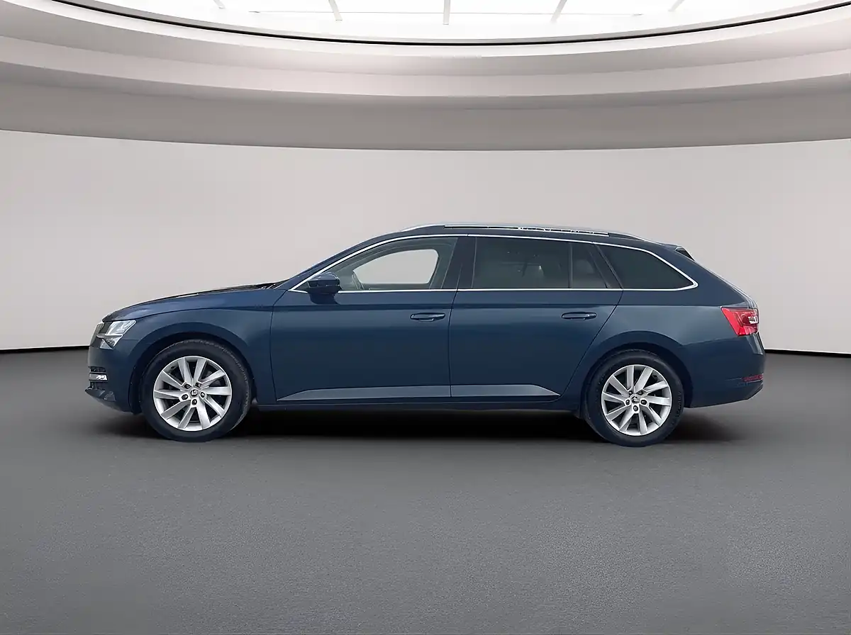Used 2022 Skoda Superb Se Technology Petrol Blue Metallic - Interior and Exterior details 6