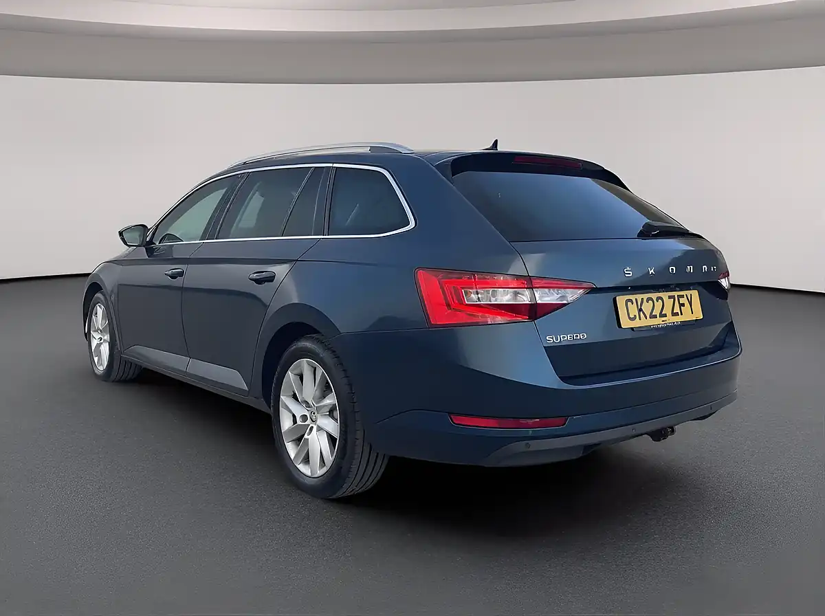 Used 2022 Skoda Superb Se Technology Petrol Blue Metallic - Interior and Exterior details 7