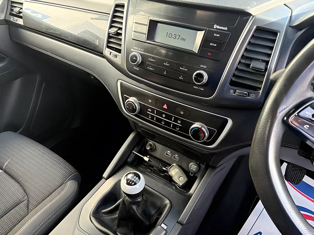 Used 2022 Ssangyong Musso Ex Grand White - Interior and Exterior details 10