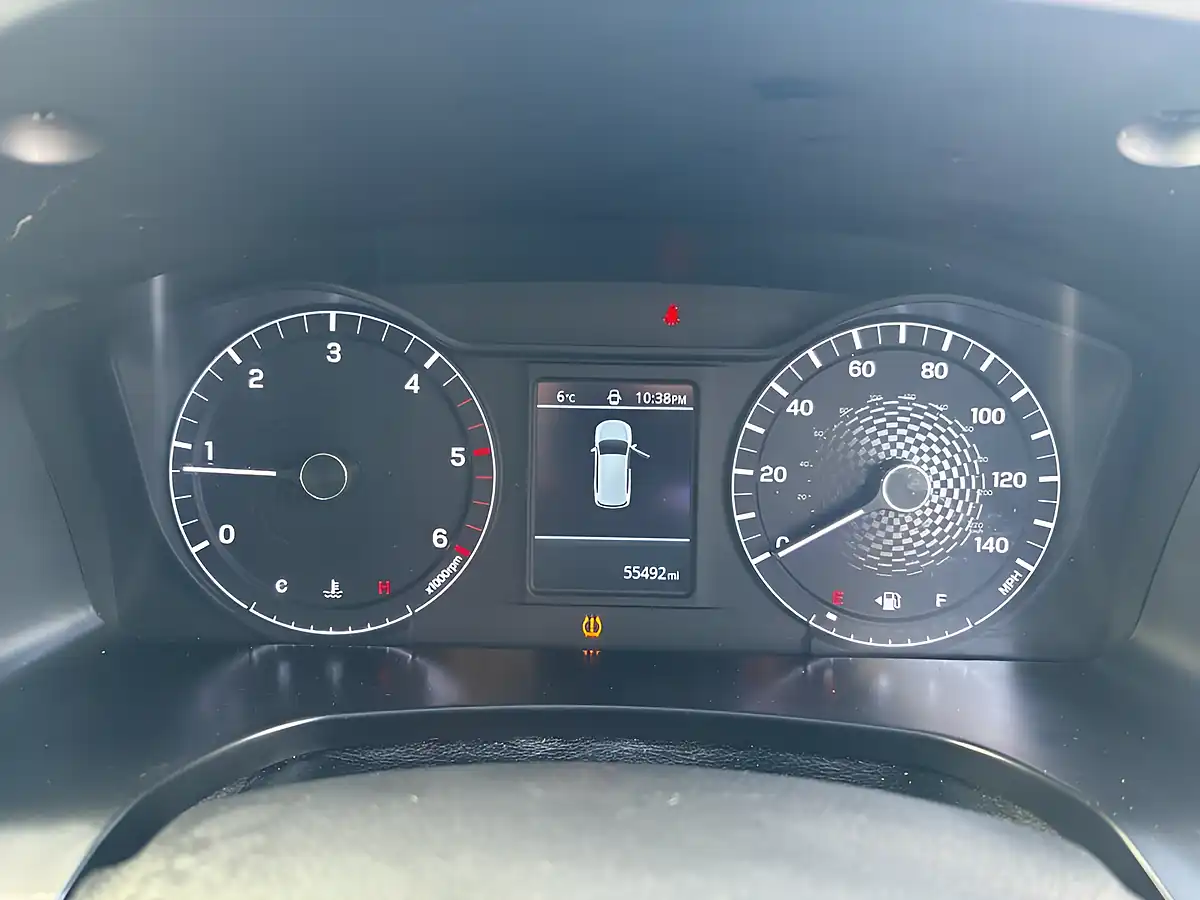 Used 2022 Ssangyong Musso Ex Grand White - Interior and Exterior details 11