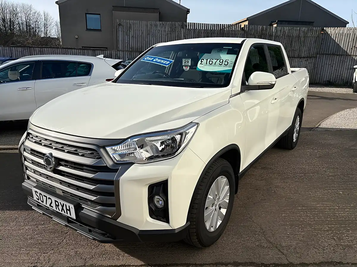 Used 2022 Ssangyong Musso Ex Grand White - Interior and Exterior details 5