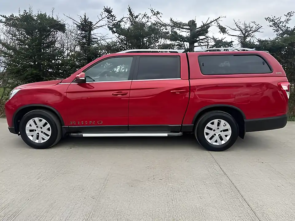 Used 2022 Ssangyong Musso Rhino Red - Front View