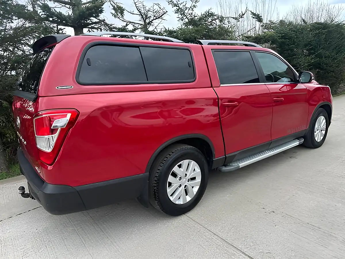 Used 2022 Ssangyong Musso Rhino Red - Interior and Exterior details 17