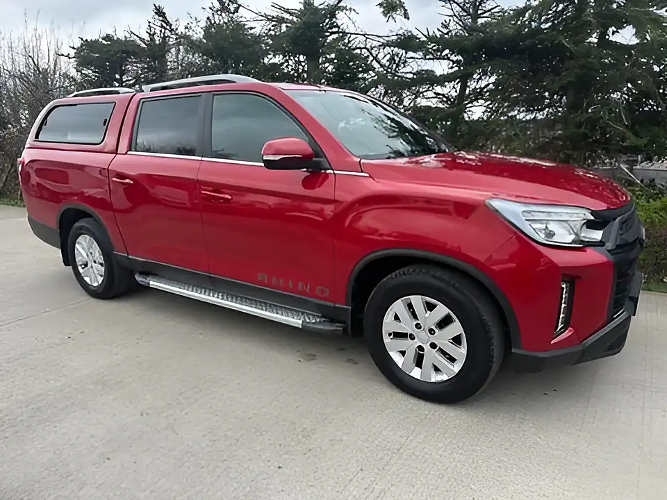 Used 2022 Ssangyong Musso Rhino Red - Interior and Exterior details 9