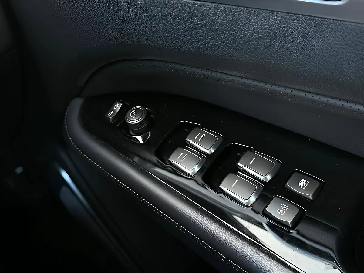 Used 2022 Ssangyong Rexton Ultimate Black - Interior and Exterior details 18