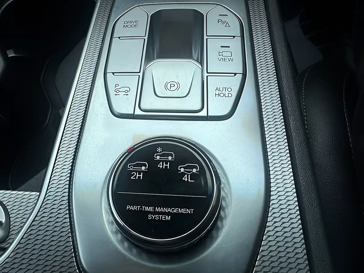 Used 2022 Ssangyong Rexton Ultimate Grey - Interior and Exterior details 16