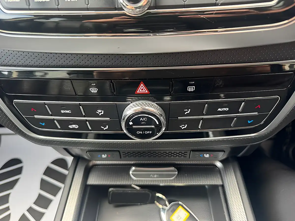 Used 2022 Ssangyong Rexton Ultimate Grey - Interior and Exterior details 18