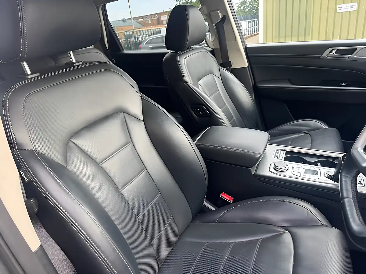 Used 2022 Ssangyong Rexton Ultimate Grey - Interior and Exterior details 5