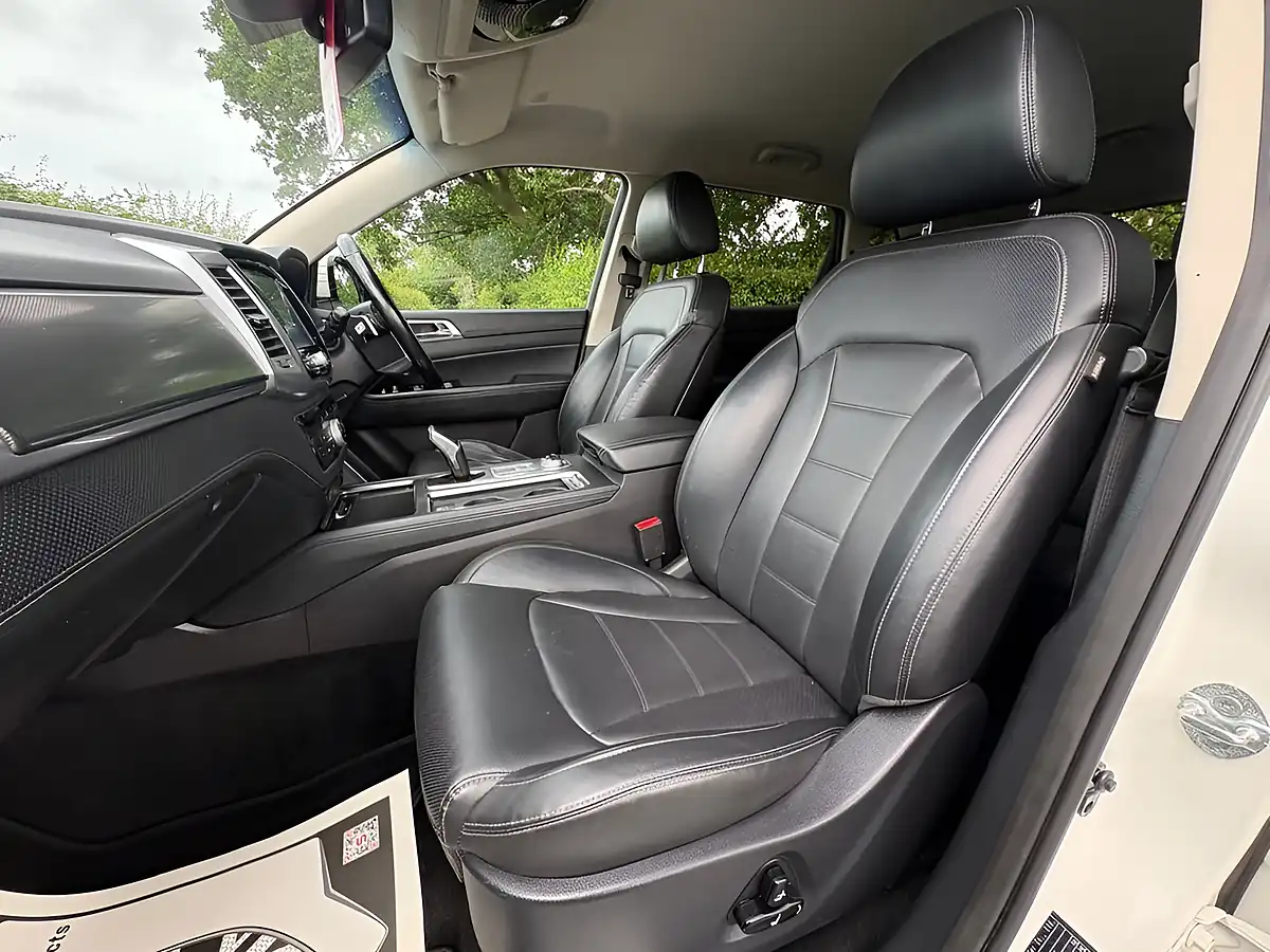 Used 2022 Ssangyong Rexton Ultimate White - Interior and Exterior details 11