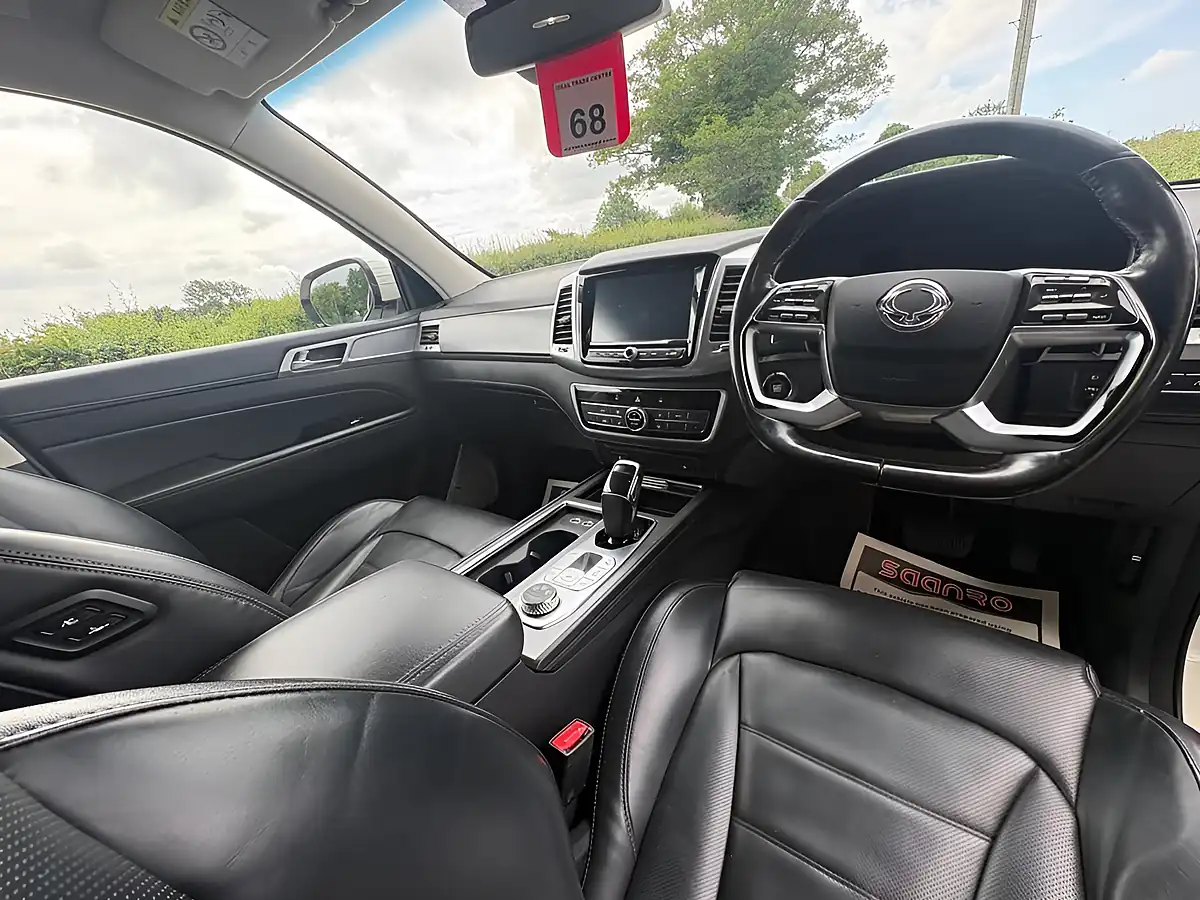 Used 2022 Ssangyong Rexton Ultimate White - Interior and Exterior details 15