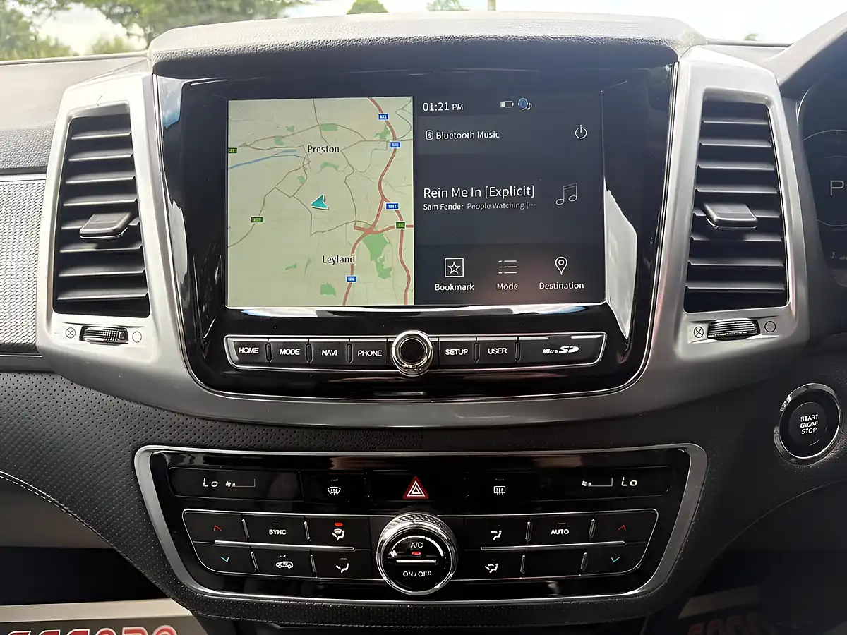 Used 2022 Ssangyong Rexton Ultimate White - Interior and Exterior details 16