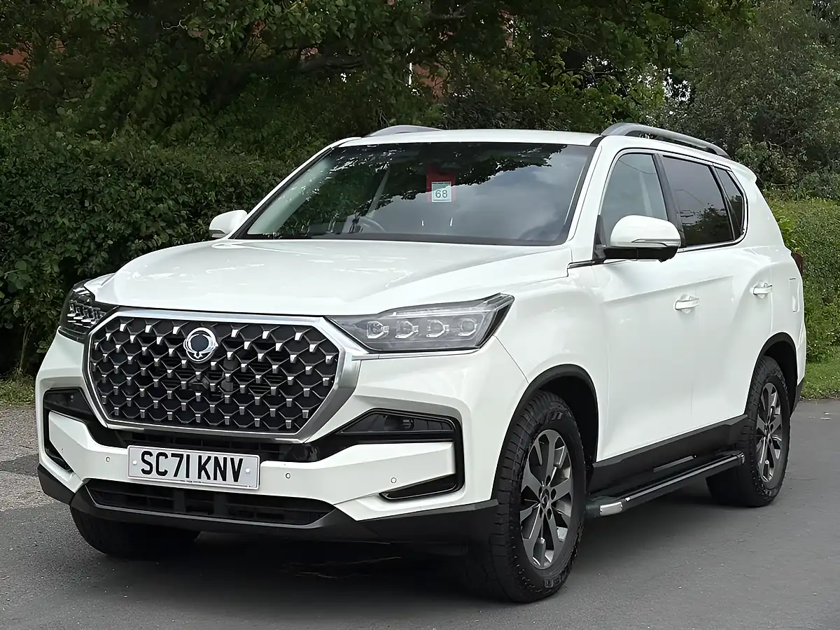 Used 2022 Ssangyong Rexton Ultimate White - Interior and Exterior details 3