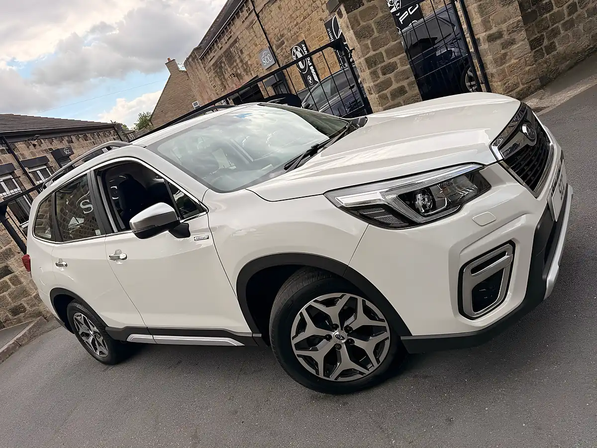 Used 2022 Subaru Forester Xe Crystal White Pearl - Interior and Exterior details 3