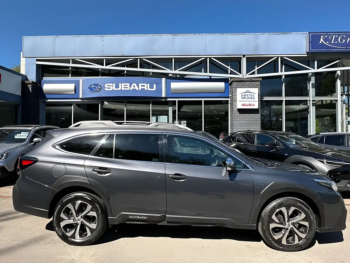 Used 2022 Subaru Outback Touring Grey - Interior and Exterior details 5