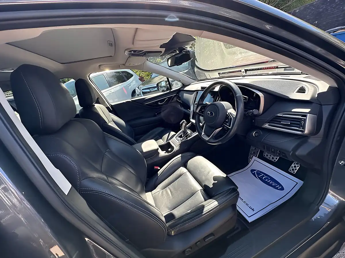 Used 2022 Subaru Outback Touring Grey - Interior and Exterior details 8