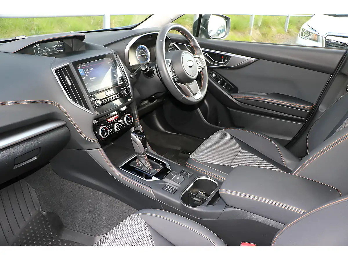 Used 2022 Subaru Xv Se Blue - Interior and Exterior details 18