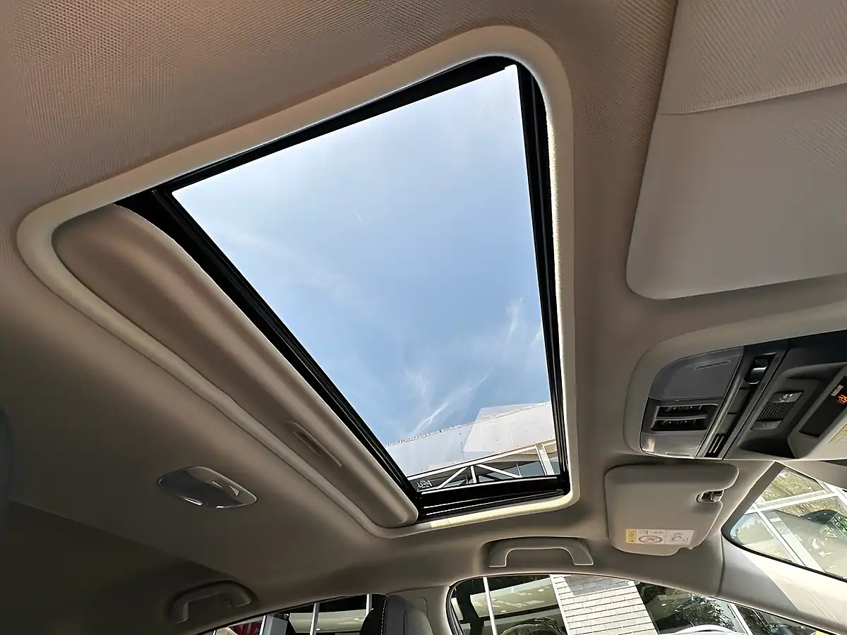 Used 2022 Subaru Xv Se Premium Magnetite Grey - Interior and Exterior details 18