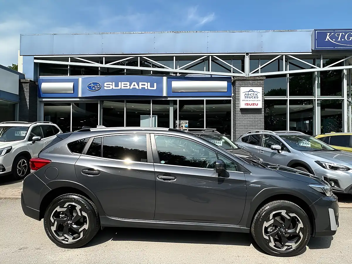 Used 2022 Subaru Xv Se Premium Magnetite Grey - Interior and Exterior details 5