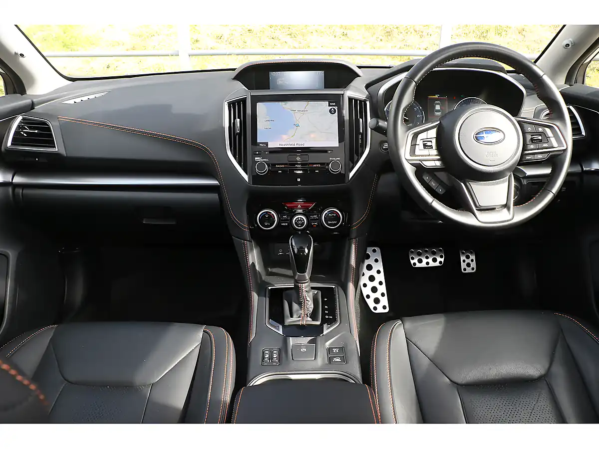 Used 2022 Subaru Xv Se Premium White - Interior and Exterior details 13