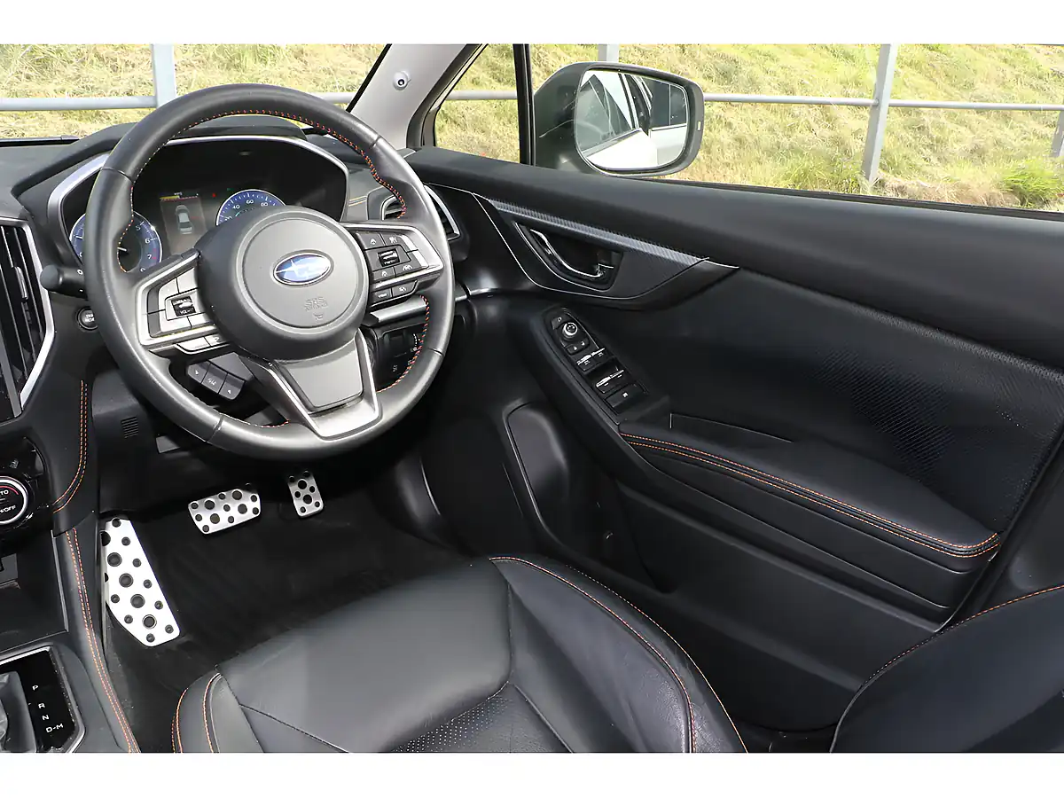 Used 2022 Subaru Xv Se Premium White - Interior and Exterior details 14