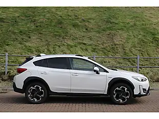 Used 2022 Subaru Xv Se Premium White - Interior and Exterior details 2