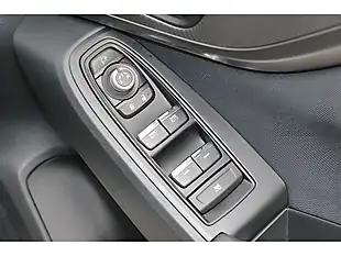 Used 2022 Subaru Xv Se White - Interior and Exterior details 15