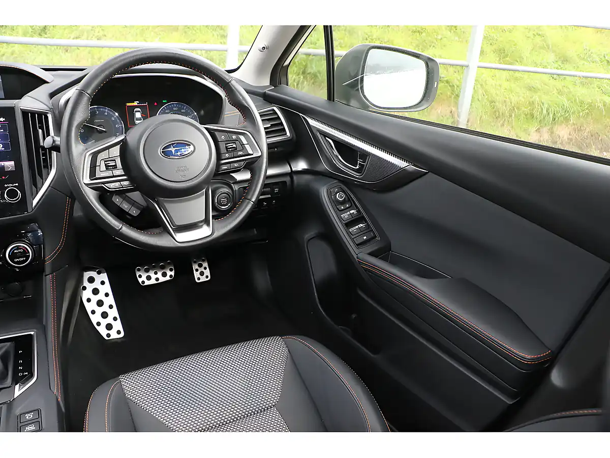 Used 2022 Subaru Xv Se White - Interior and Exterior details 8