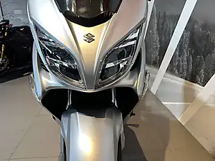 Used 2022 Suzuki Burgman 400 Silver - Interior and Exterior details 10