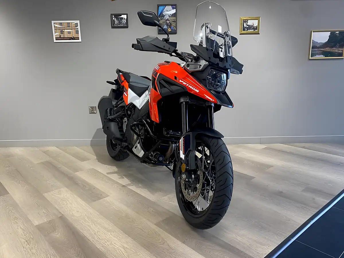 Used 2022 Suzuki Dl 1050 M2 V-Stro - Interior and Exterior details 3