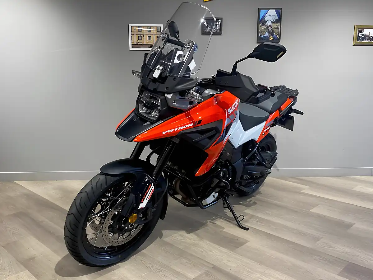 Used 2022 Suzuki Dl 1050 M2 V-Stro - Interior and Exterior details 4