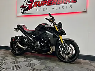 Used 2022 Suzuki GSX-S1000 Naked Black - Interior and Exterior details 3