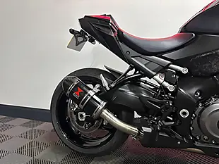 Used 2022 Suzuki GSX-S1000 Naked Black - Interior and Exterior details 6