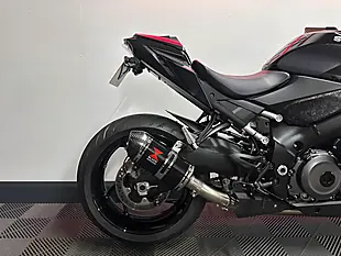 Used 2022 Suzuki GSX-S1000 Naked Black - Interior and Exterior details 7