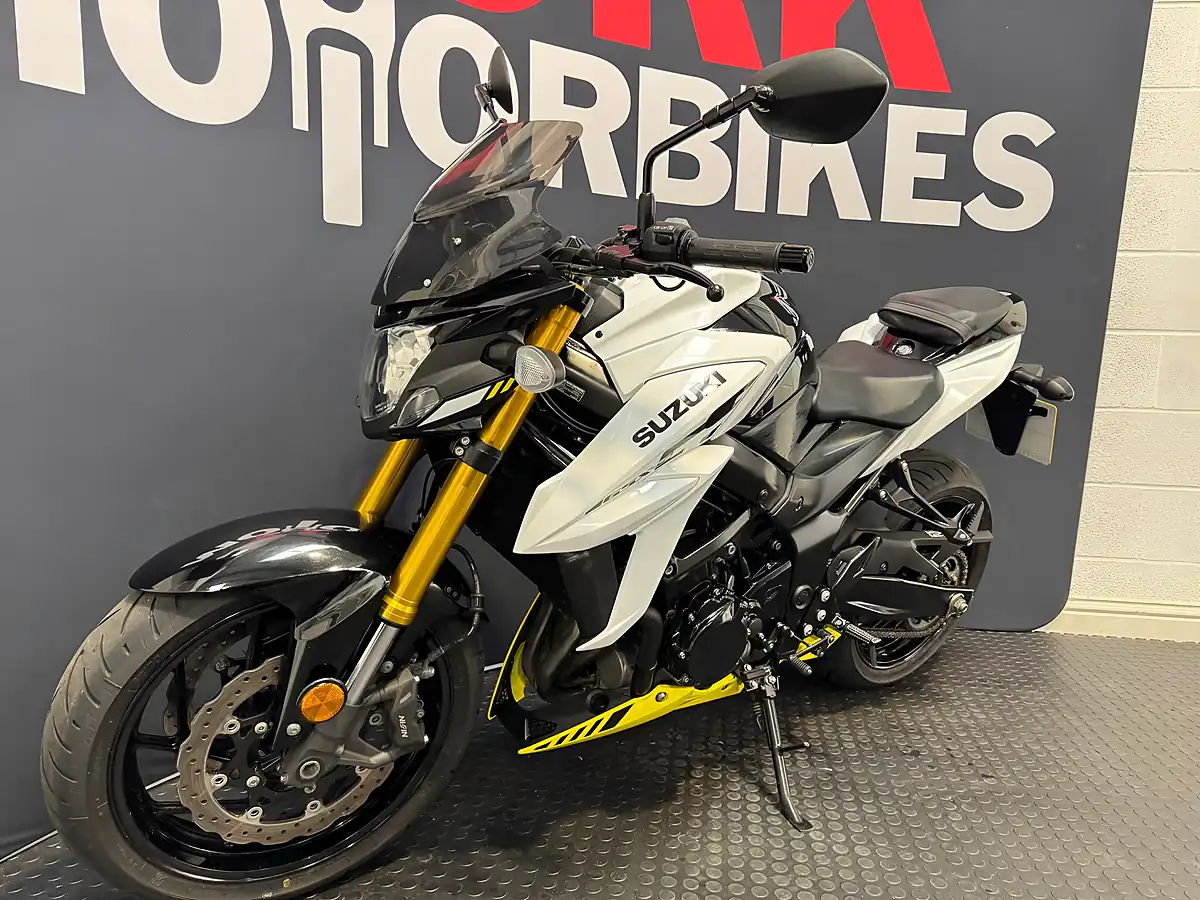 Used 2022 Suzuki GSX-S750 - Interior and Exterior details 15
