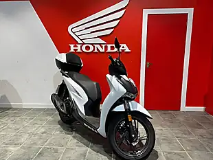 Used 2022 Suzuki GSX1300R Hayabusa Black - Interior and Exterior details 4